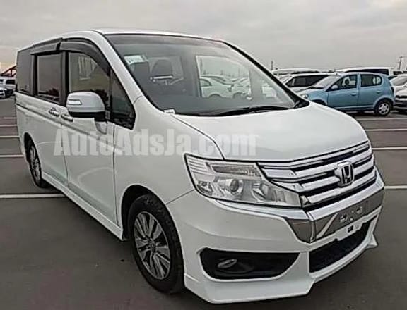 2013 Honda Stepwagon Spada