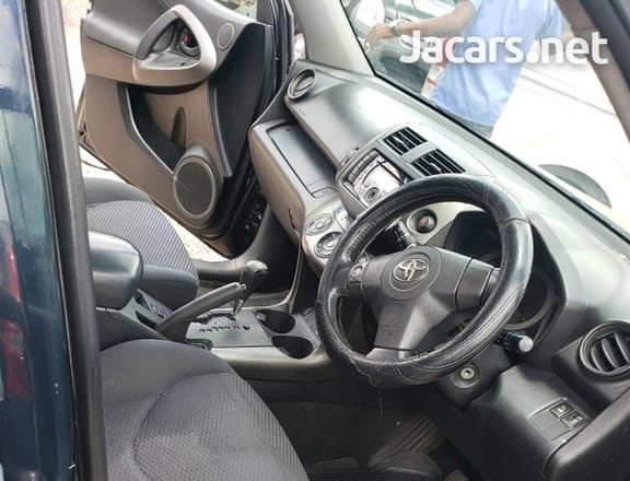 Toyota RAV4 2,0L 2012