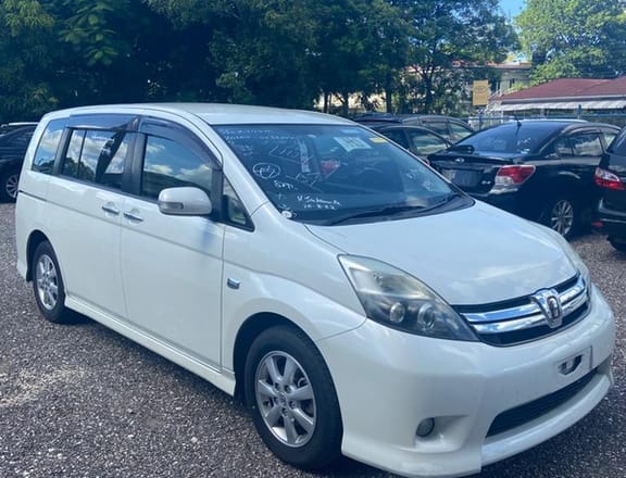 Toyota Isis 1,8L 2013