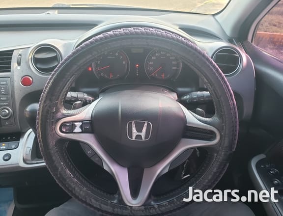 Honda Stream 2,0L 2011