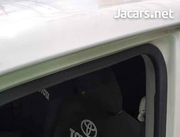 Toyota Succeed 1,3L 2014