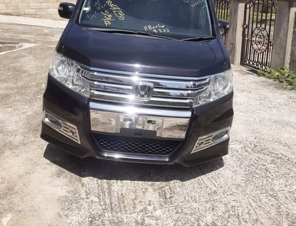 Honda Stepwgn Spada 2,0L 2012