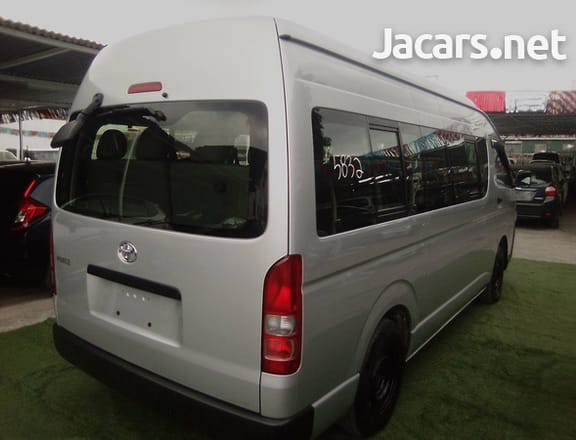 2013 Toyota Hiace Bus