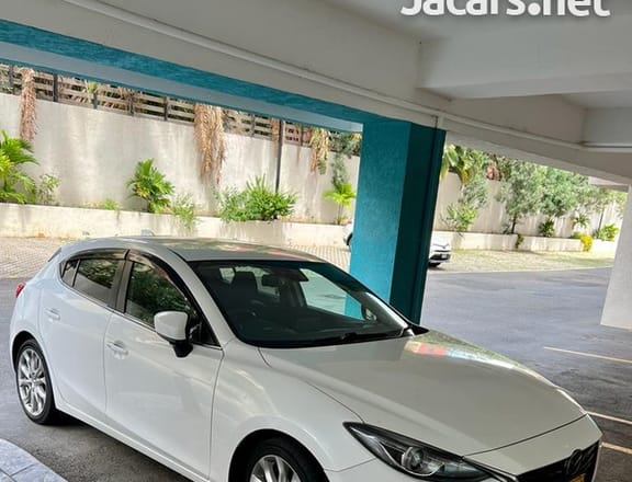 Mazda Axela 2,0L 2014