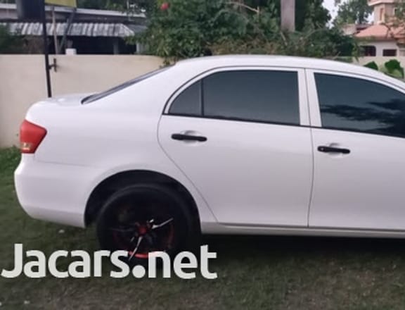 Toyota Axio 1,5L 2011