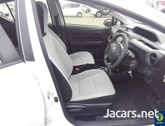 Toyota Aqua 1,5L 2016