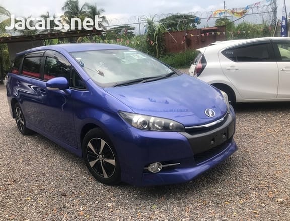 Toyota Wish 1,8L 2013