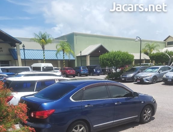 Nissan Bluebird 2,0L 2011