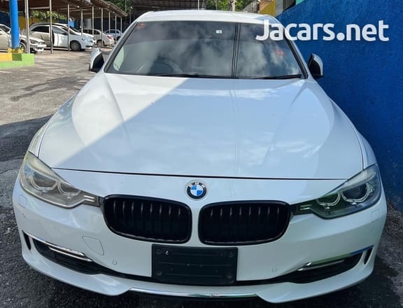 BMW 3-Series 2,0L 2012