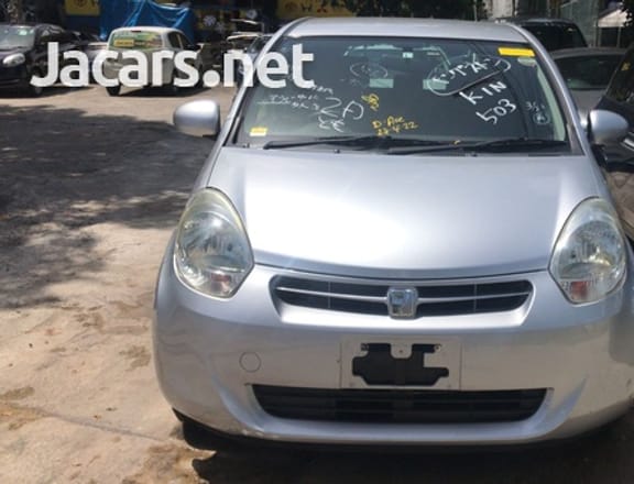 Toyota Passo 1,0L 2013