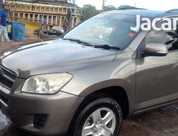 Toyota RAV4 2,0L 2012