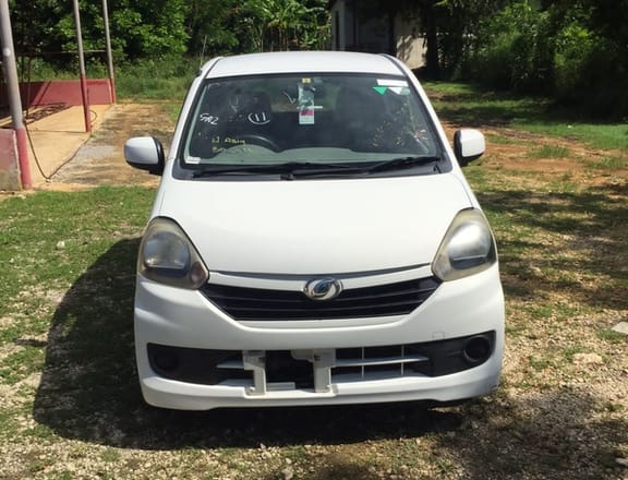 Daihatsu MIRA 0,6L 2013