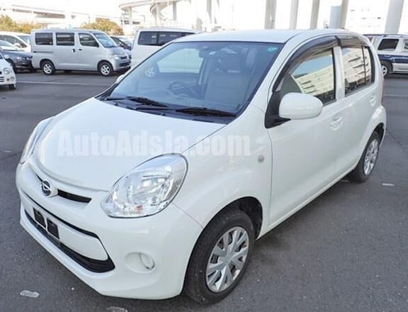 2016 Daihatsu Boon