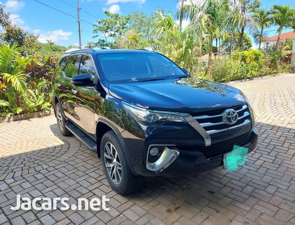 Toyota Fortuner 3,0L 2019