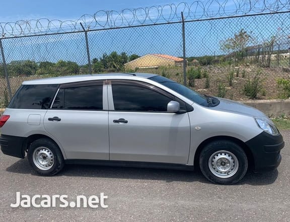 Nissan AD Wagon 1,5L 2015