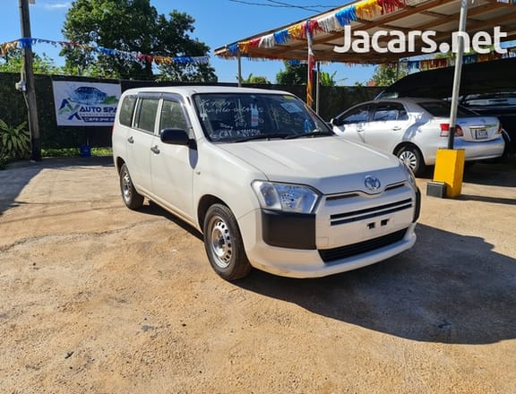 Toyota Probox 1,5L 2017