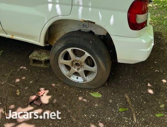 Mitsubishi Pajero 1,1L 2003