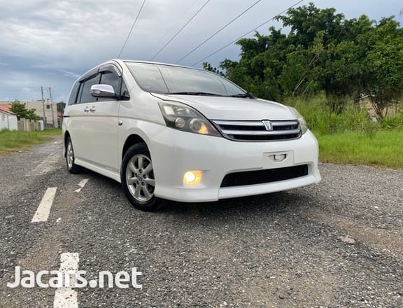 Toyota Isis 1,8L 2012
