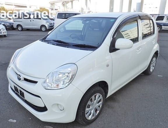 Daihatsu Boon 1,0L 2016