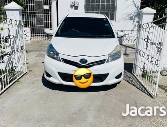 Toyota Vitz 1,3L 2012