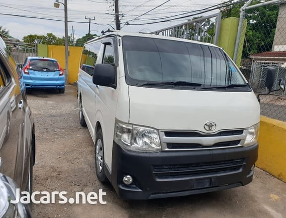 2013 Toyota Hiace