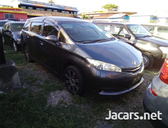 Toyota Wish 1,8L 2013