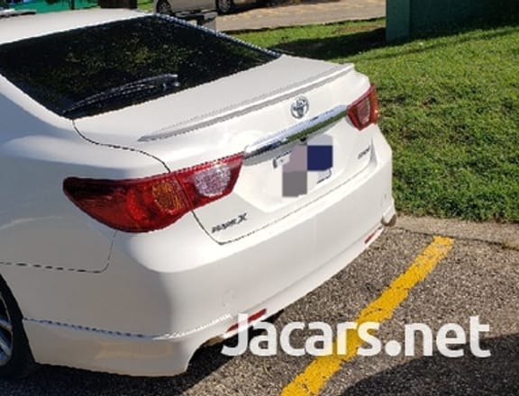 Toyota Mark X 2,5L 2012