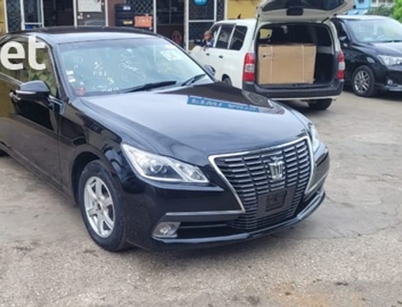 Toyota Crown 2,5L 2013
