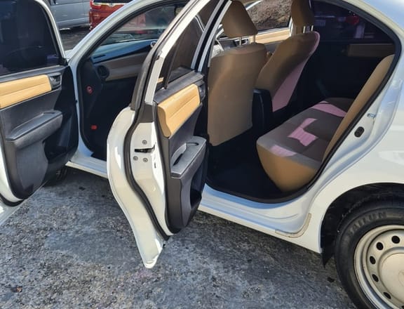 Toyota Axio 1,5L 2013