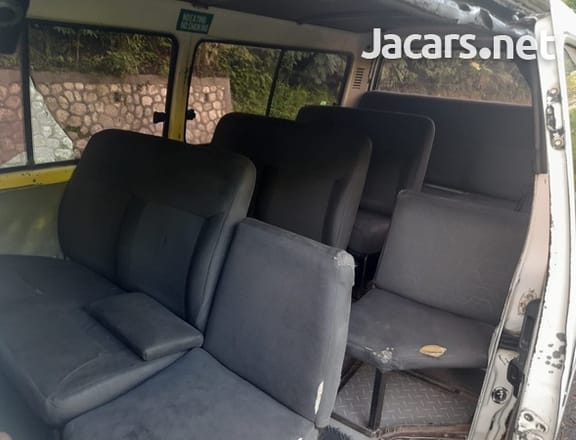 Toyota Hiace 5,0L 2004