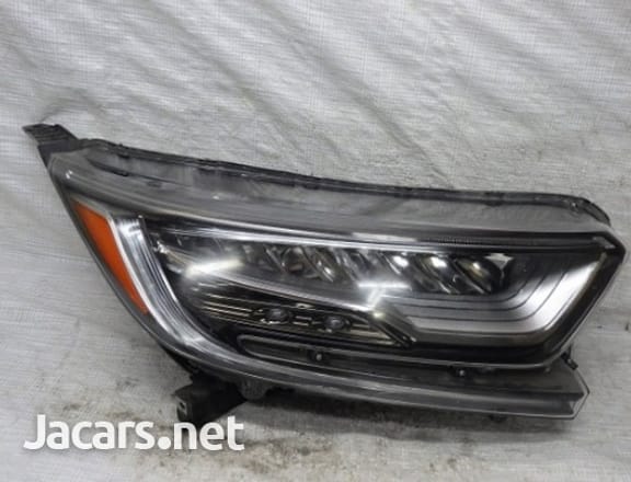 Honda CR-V Headlight