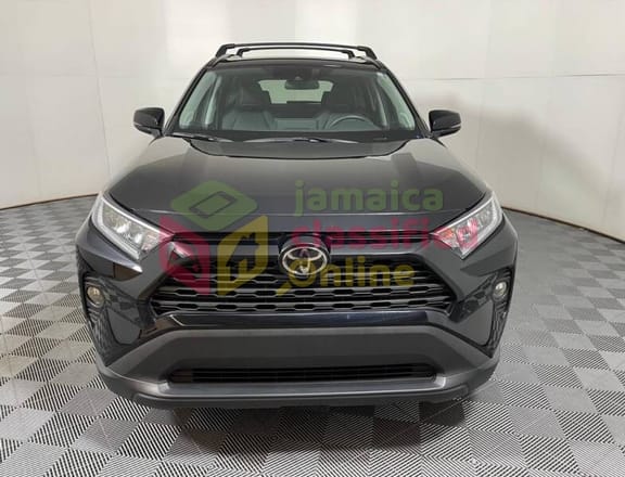 For Sale: BLACK 2016 RAV4 FOR SALE