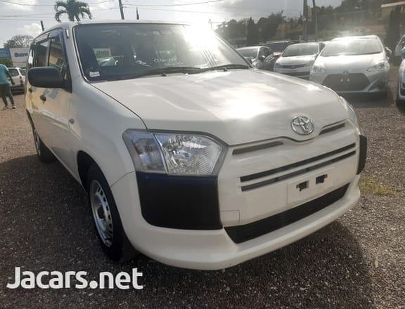 Toyota Probox 1,5L 2017