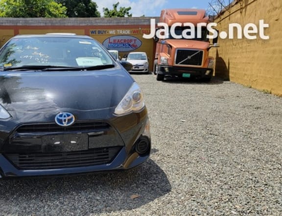 Toyota Aqua 1,5L 2016