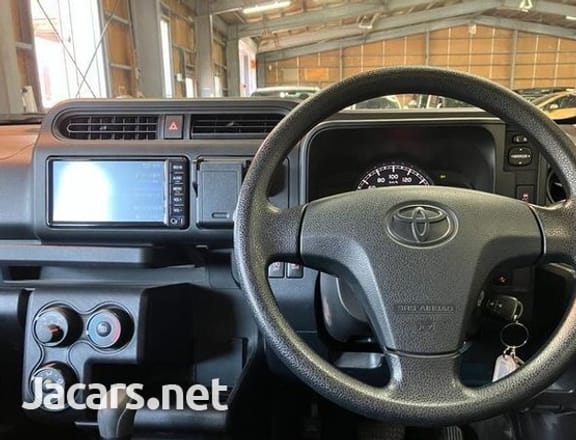 Nissan AD Wagon 1,5L 2017