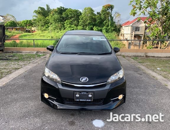 Toyota Wish 2,0L 2013