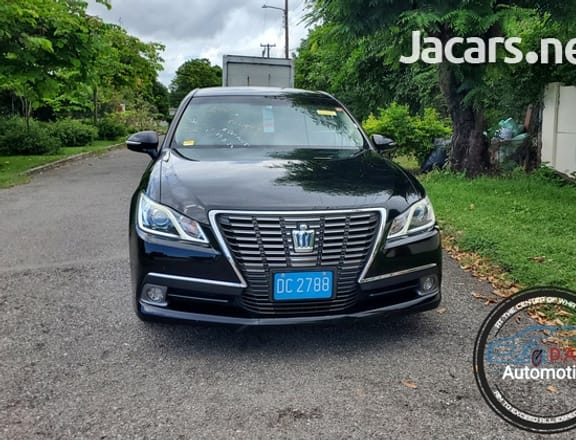 Toyota Crown 2,5L 2014