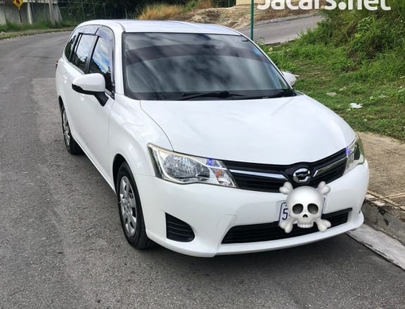 Toyota Fielder 1,5L 2014