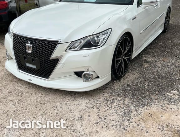 Toyota Crown 2,5L 2013