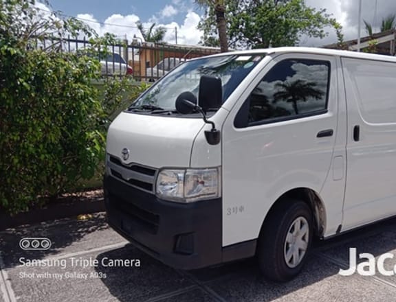 Toyota Hiace 3,0L 2012