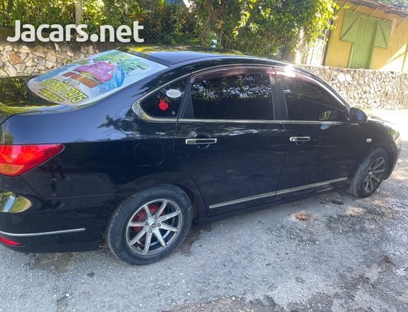 Nissan Bluebird 2,0L 2010