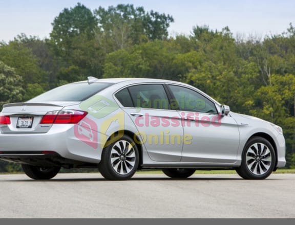 For Sale: Crashed Honda Accord 2015