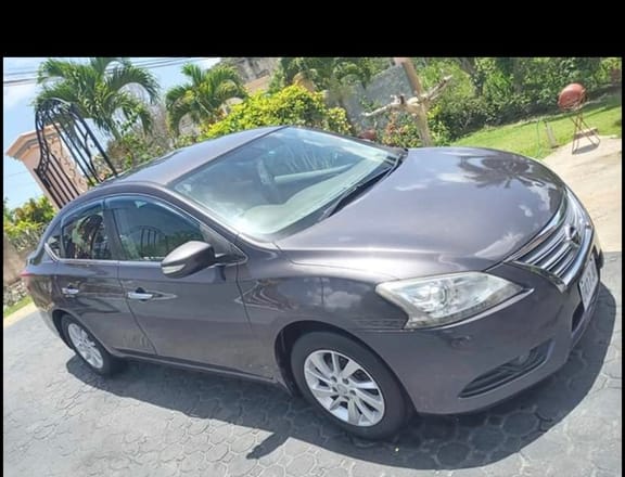 Nissan Sylphy 2,0L 2013