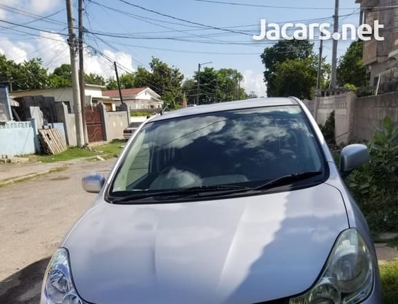 Nissan Wingroad 1,5L 2012