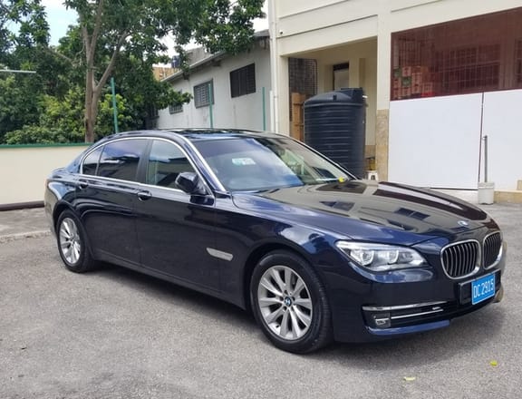 BMW 7-Series 3,0L 2014