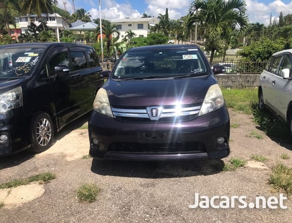 Toyota Isis 1,8L 2013