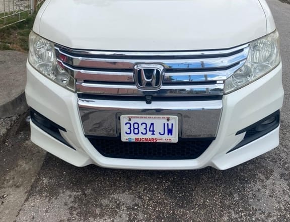 Honda Stepwgn 2,0L 2010