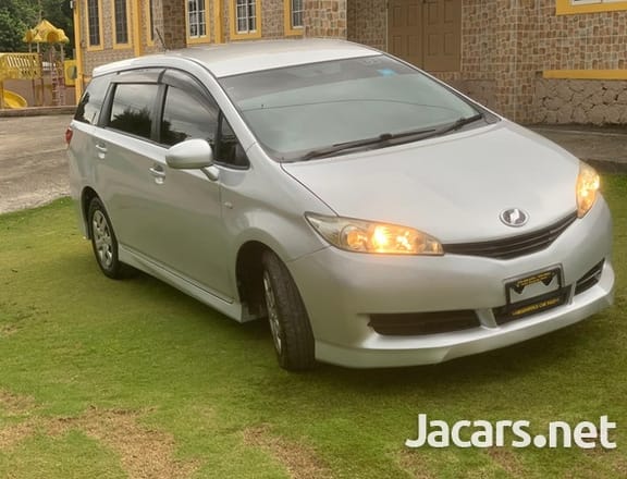 Toyota Wish 1,8L 2012