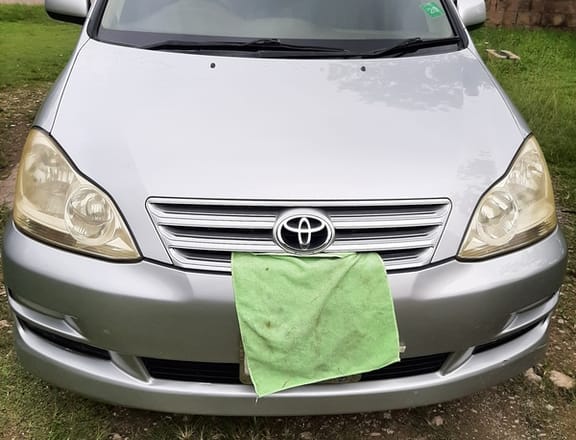 Toyota Picnic 2,0L 2004