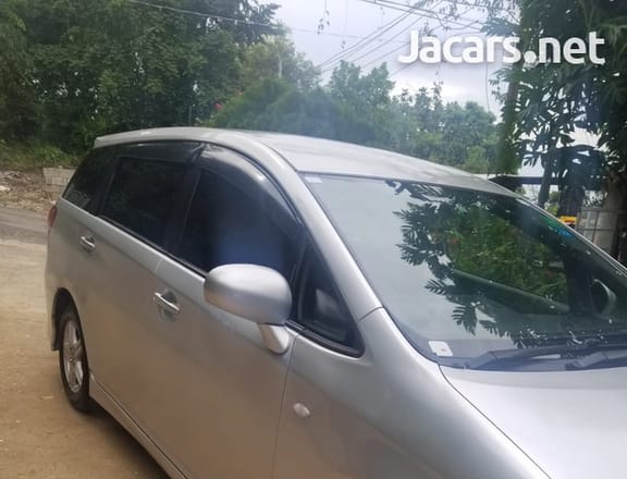Toyota Wish 1,8L 2011